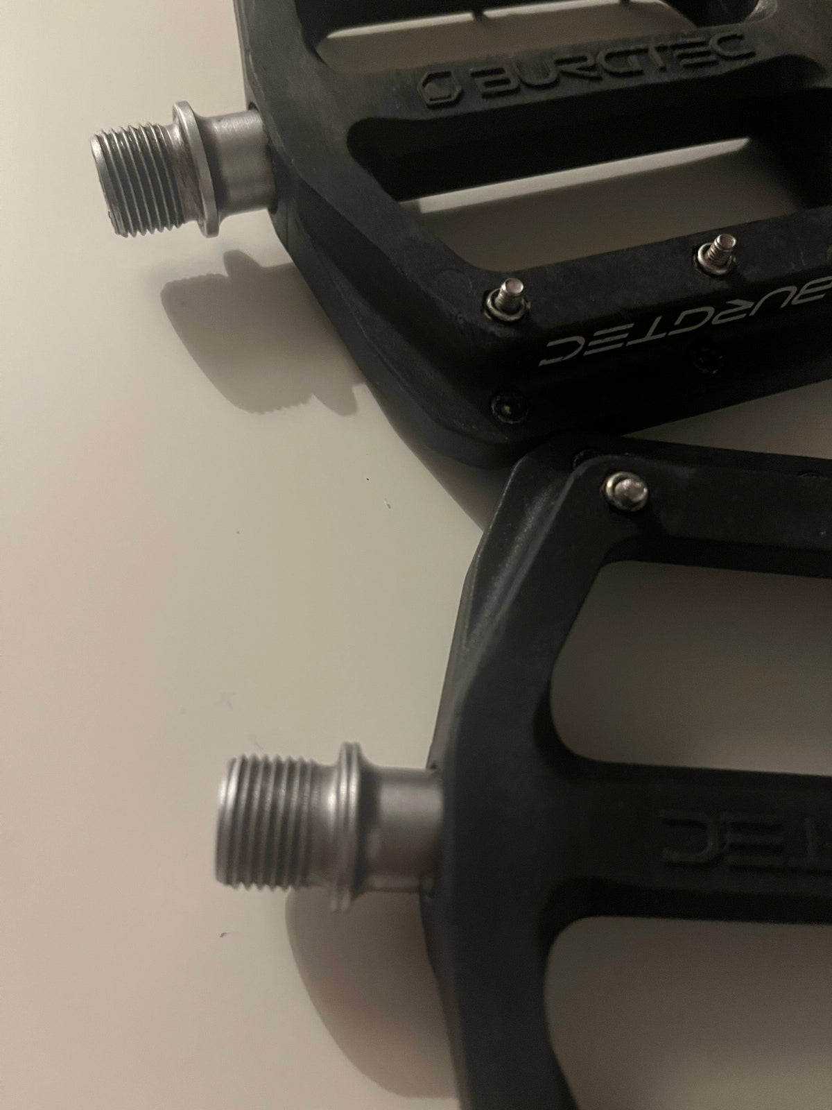 Burgtec Mk4 Composite Flat Pedals Black